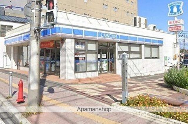 コンビニ　ローソン八戸長横町ゆりの木通店（コンビニ）まで190m