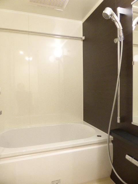 バス・シャワールーム　バス※別部屋参考写真