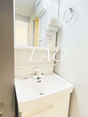 洗面設備　洗面台です。