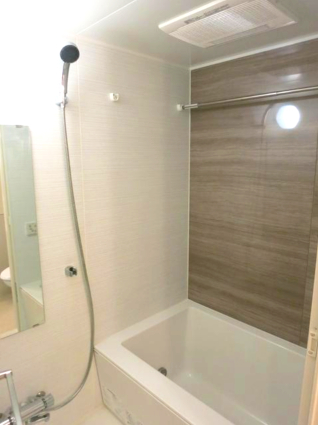 バス・シャワールーム　日々の暮らしに欠かせないお風呂です