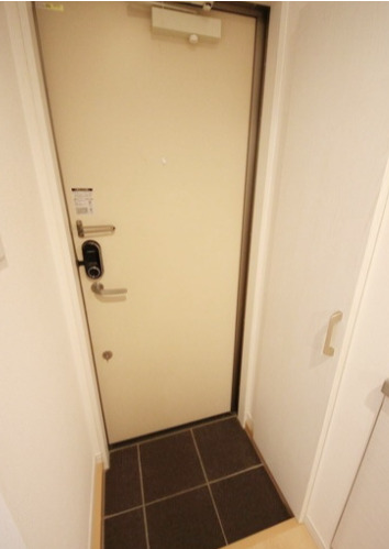 玄関　カーサフェリーチェ横浜