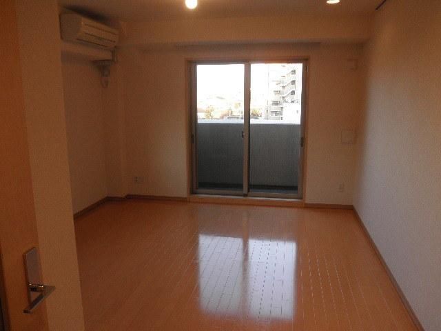 居室・リビング　★洋室★