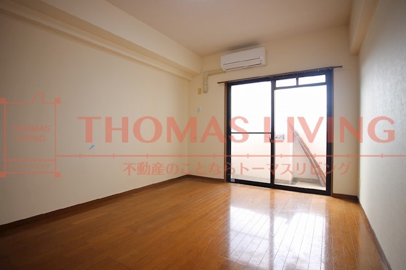 居室・リビング　別号室参考写真