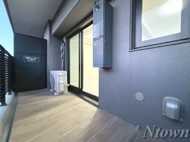 バルコニー　陽当たり良好なバルコニーです