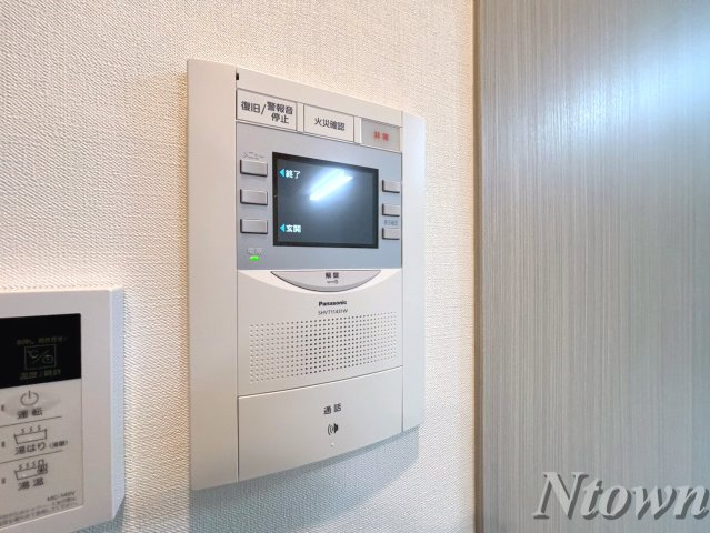 セキュリティ　モニター付きインターホン