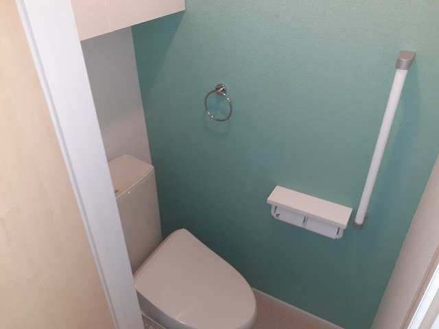 トイレ　ゆったりとした空間のトイレです