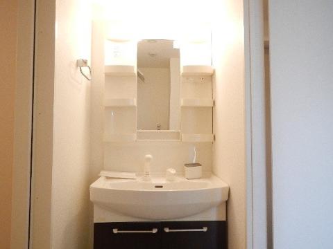 洗面設備　洗髪洗面化粧台
