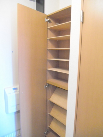 玄関　あると便利な玄関シューズボックス