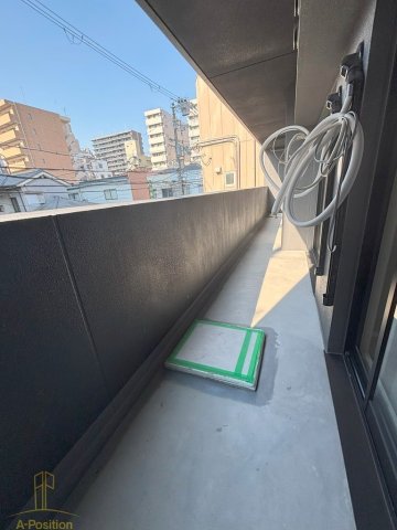 バルコニー　ワールドアイ都島駅前