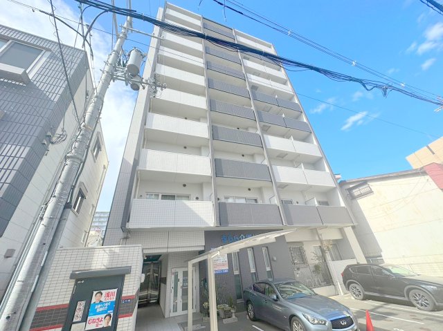 建物外観　なんと言ってもおしゃれなこの外観。