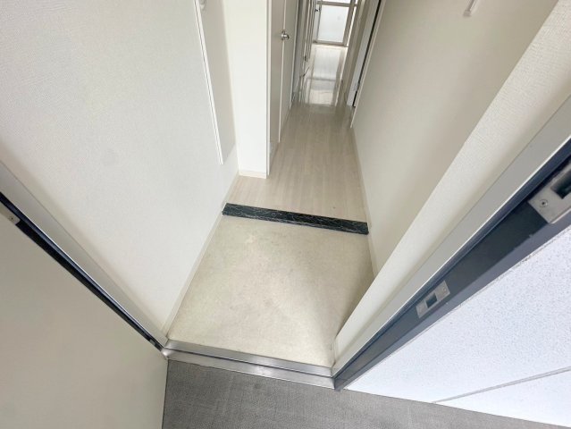 玄関　落ち着いたおしゃれな玄関です。