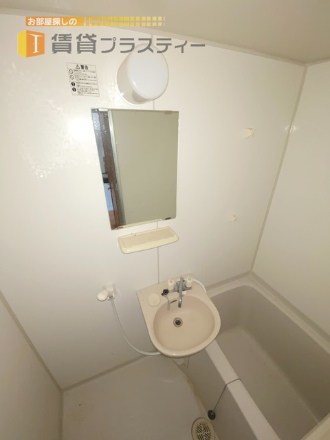 洗面設備　朝の始まりはこちら。