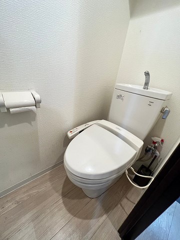 トイレ　落ち着いたトイレです