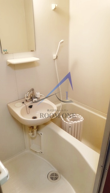 バス・シャワールーム　お風呂です。