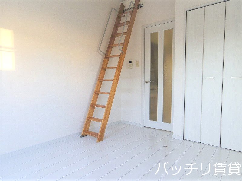 居室・リビング　画像は別号室イメージの為、現況を優先いたします。