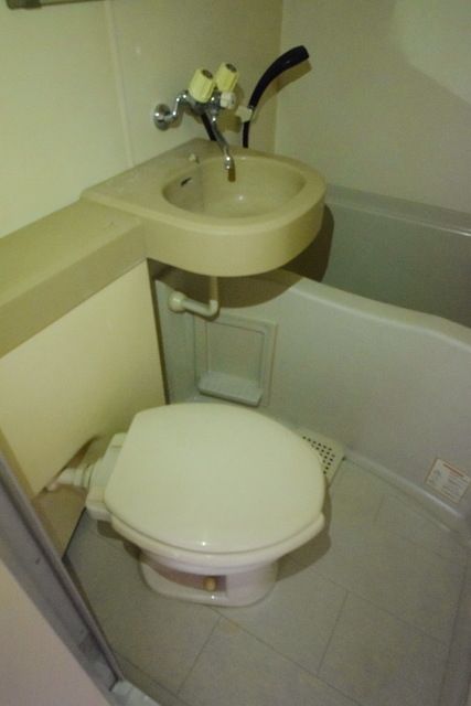 トイレ　別部屋参考写真