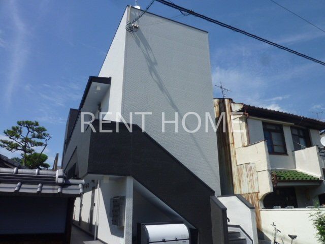 建物外観　2016年築デザイナーズ物件
