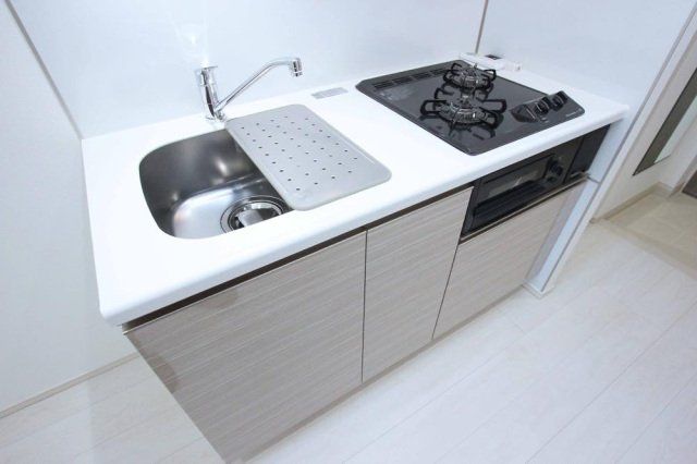 キッチン　※同タイプの別のお部屋になります