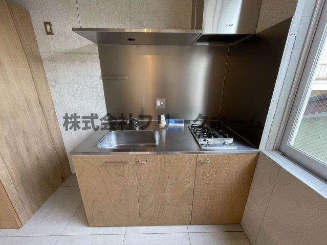 キッチン　別部屋参考写真です。
