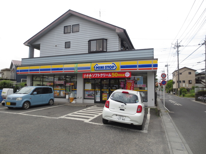 コンビニ　ミニストップ（コンビニ）まで489m
