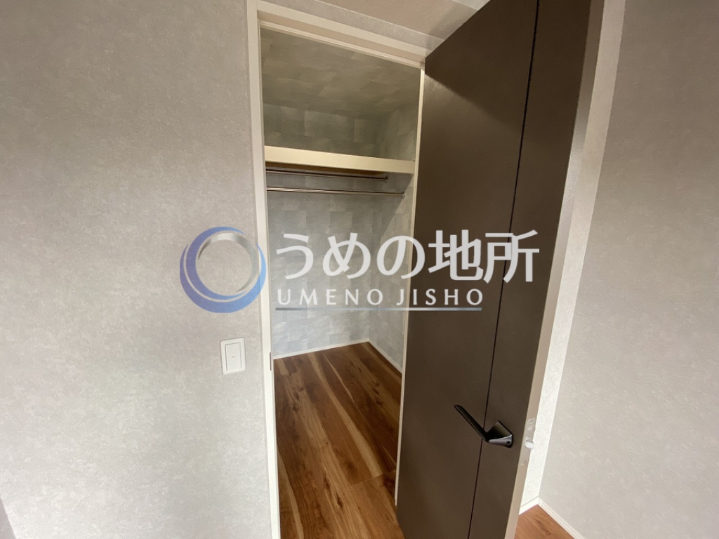 収納　洋室収納