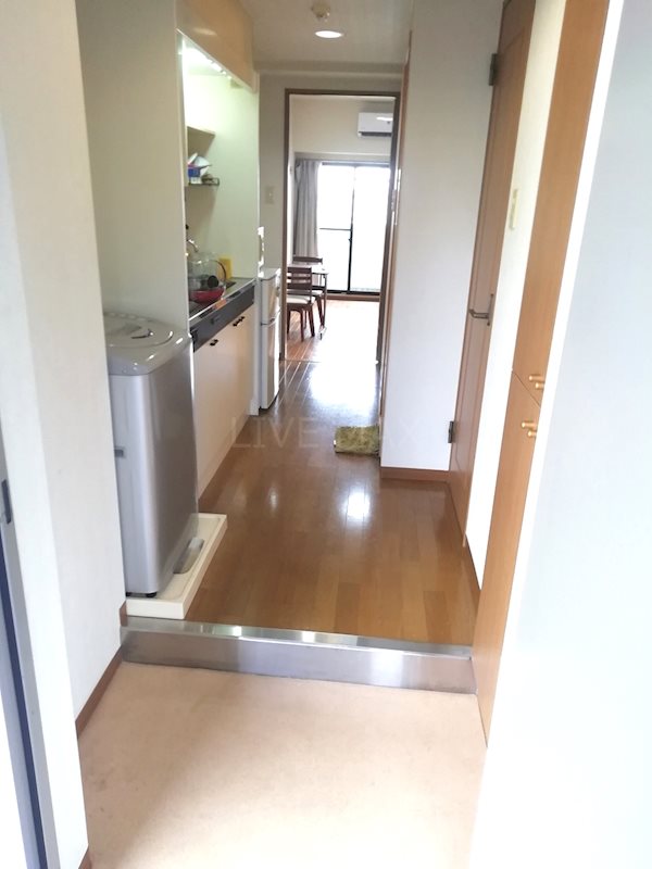 玄関　※写真はイメージです　家具家電は付いてきません
