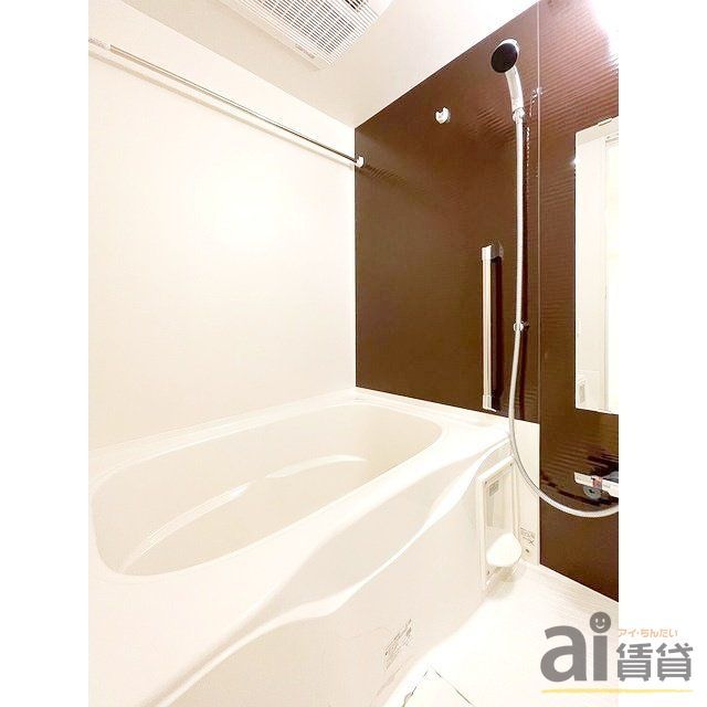 バス・シャワールーム　※他号室画像
