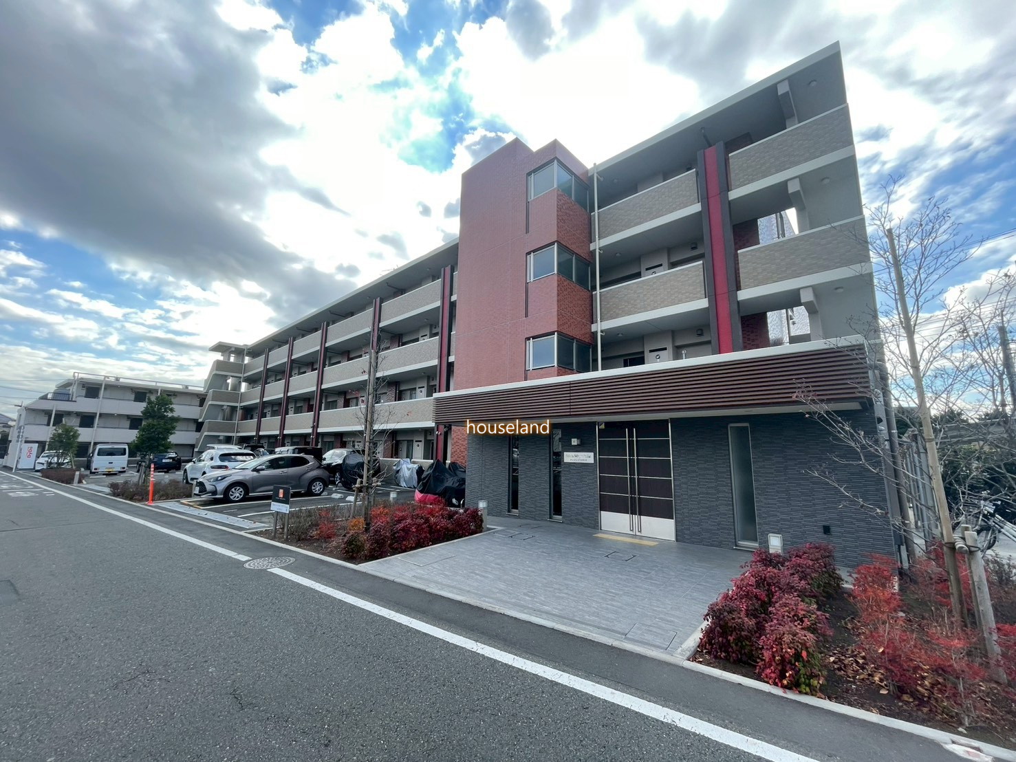 建物外観　記載の電話番号でリアルタイムな空室状況をお伝えいたします