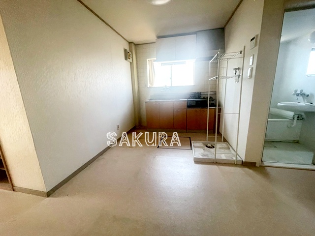 居室・リビング　開放感のあるゆったりとしたお部屋です♪
