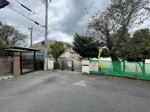 小学校　柏市立増尾西小学校（小学校）まで964m
