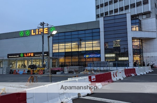 スーパー　ライフ平和台店（スーパー）まで493m
