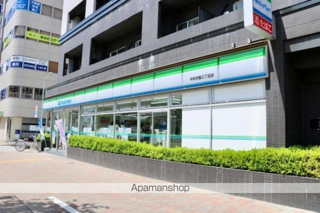 その他　【コンビニエンスストア】ファミリーマート　中央月島三丁目店（その他）まで235m