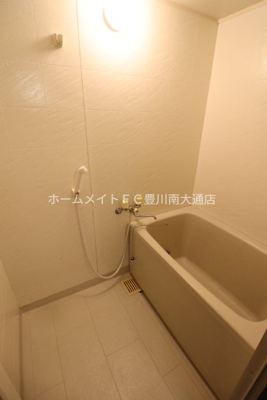 バス・シャワールーム　同型別部屋写真
