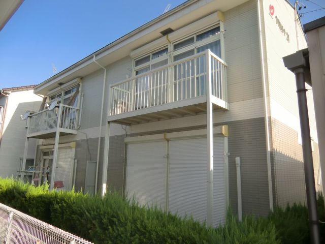 建物外観　上坂地区の落ち着いた住環境にある物件です