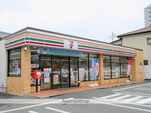 コンビニ　セブン－イレブン浜松龍禅寺町店（コンビニ）まで530m