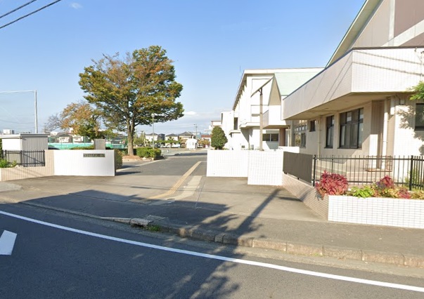 小学校　貴船小学校（小学校）まで333m