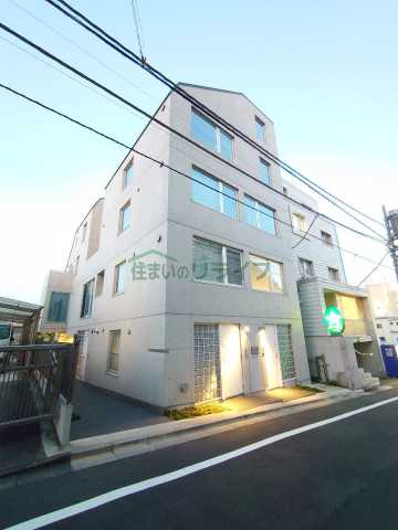 エスセナーリオ市ヶ谷の外観写真