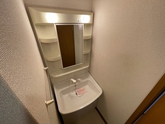洗面設備　※別部屋の写真です