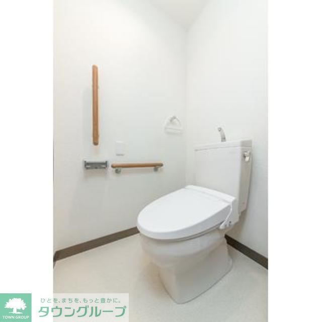 トイレ　※写真は同タイプ住戸です。