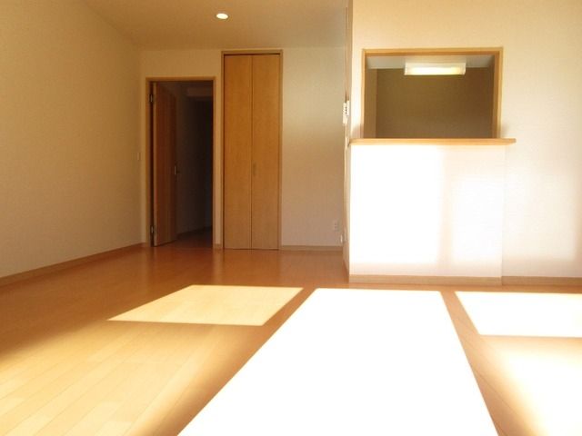 その他部屋・スペース　★広めのリビング★