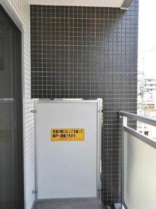 ＪＲ常磐線 綾瀬駅 徒歩10分 5階建 築8年の内装写真