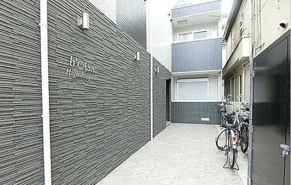 ＪＲ常磐線 綾瀬駅 徒歩10分 5階建 築8年の外観写真