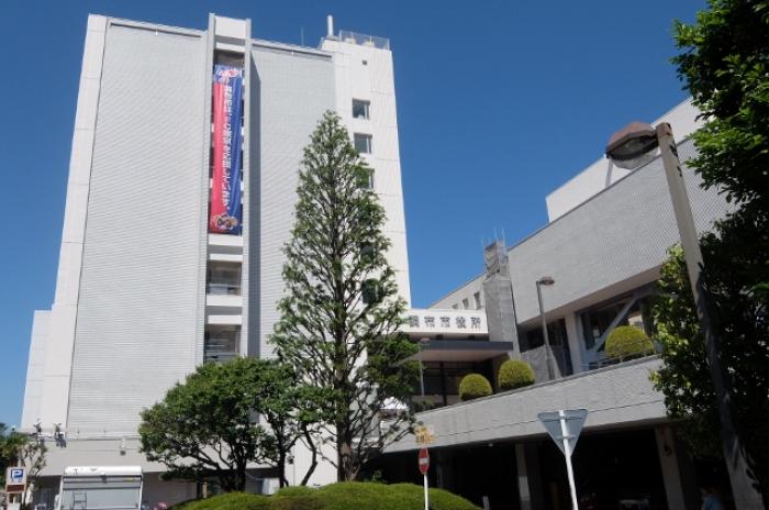 役所　調布市役所（役所）まで735m