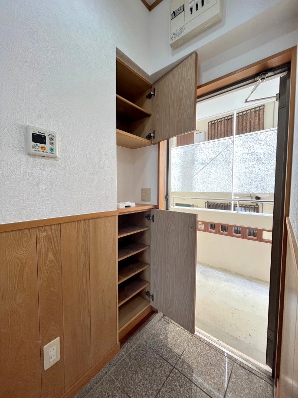 収納　※別部屋の参考写真となります。