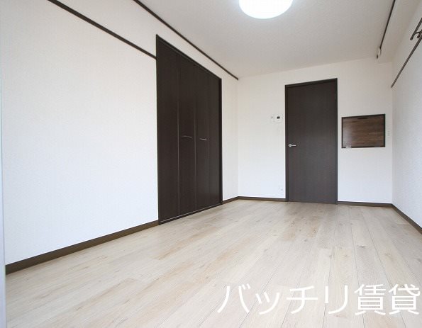 居室・リビング　＊画像は別部屋のためイメージ、現状を優先します
