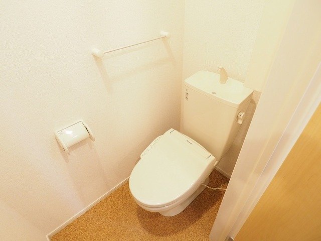 トイレ　ゆったりとした空間のトイレです