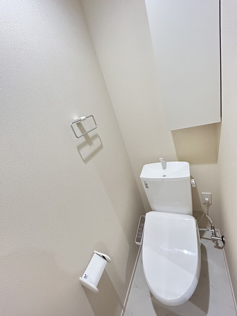 トイレ　ウォシュレット完備