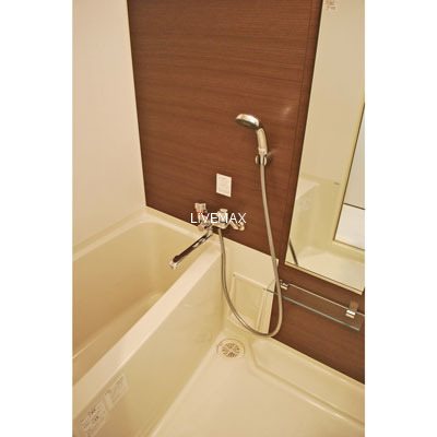 バス・シャワールーム　家具家電付き賃貸