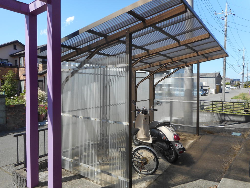 ＪＲ宇都宮線 間々田駅 徒歩7分 2階建 築32年の外観写真
