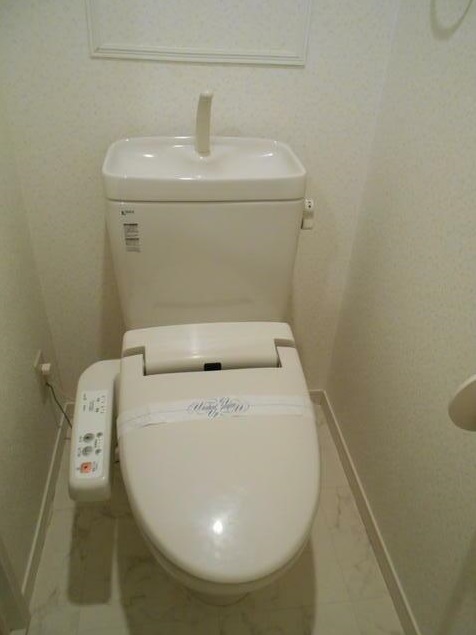 トイレ　温水洗浄便座付き★